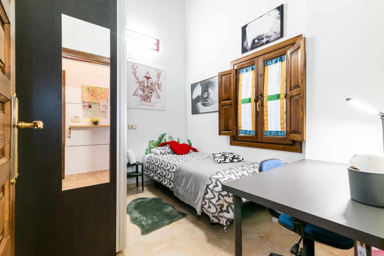 Comodo Y Moderno Apartamento Centro Гранада Экстерьер фото