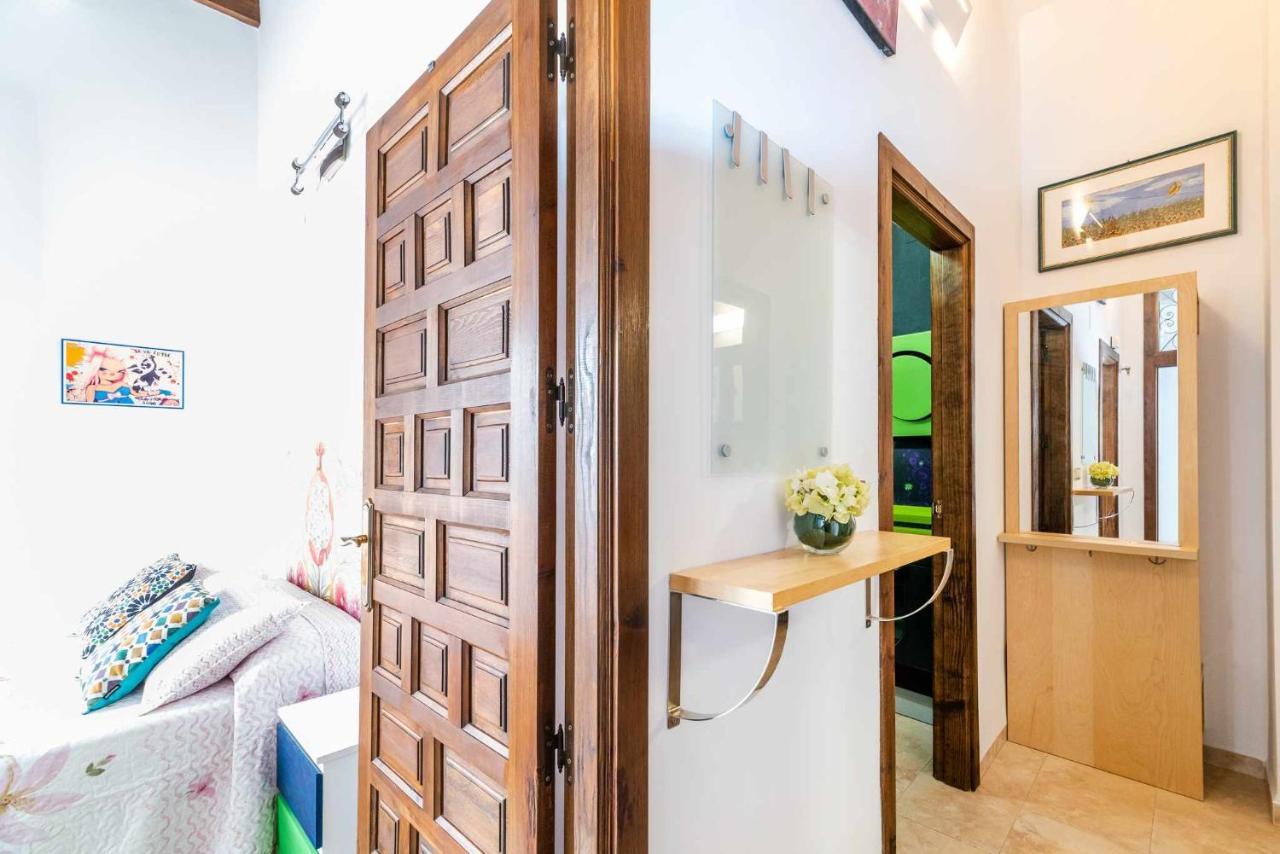 Comodo Y Moderno Apartamento Centro Гранада Экстерьер фото